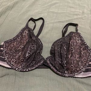 Victoria Secret - very sexy unlined plunge plongeant non double